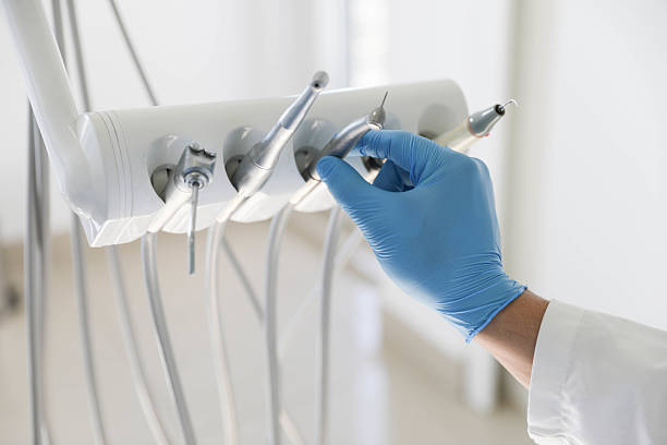 Professional Emergency Dentist technician working in Clarcona, FL